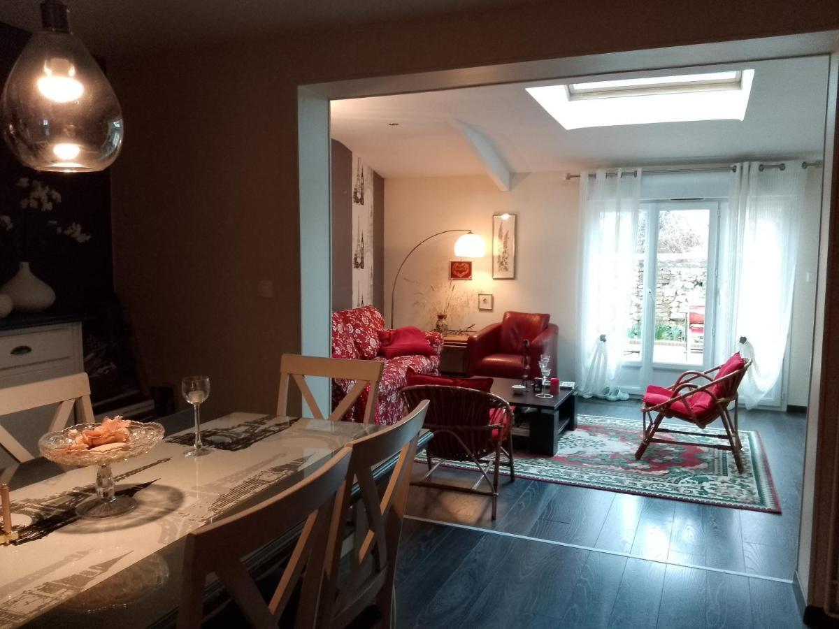La Tourterelle Apartment La Riviere-Saint-Sauveur Bagian luar foto